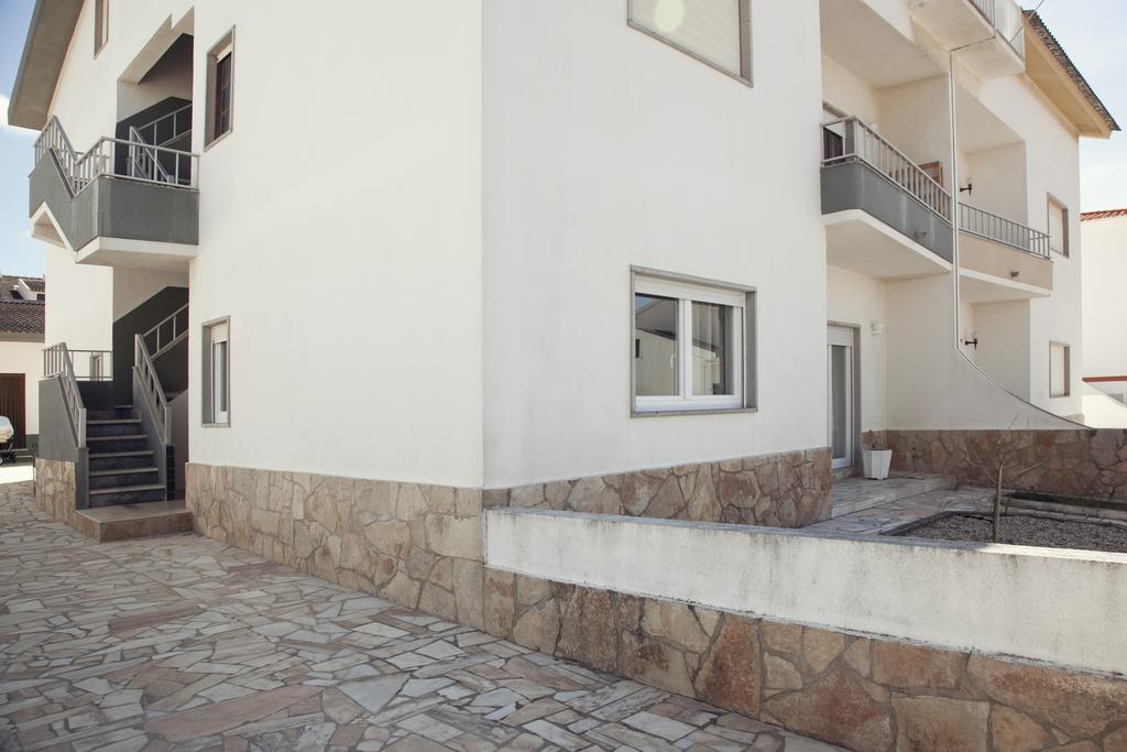 Mare Cheia Apartment Peniche Luaran gambar